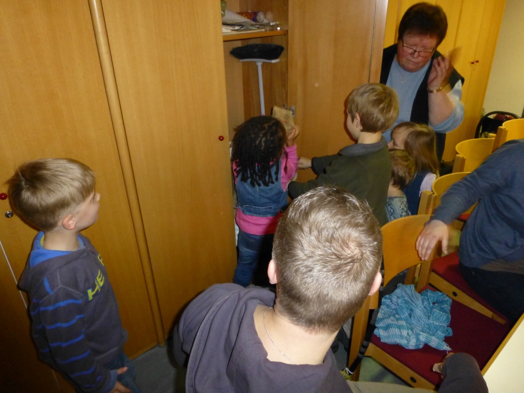 21.12.2012: Weihnachtsfeier bei den Kindern